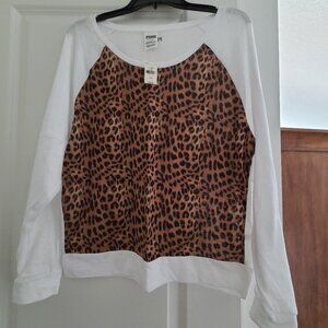 Long sleeve , Victoria's Secret PINK animal print baseball tee